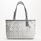 (コーチ)COACH ギャラリー 12cm イーストウエスト トートバッグ ホワイトグレー×シルバー F17724 SGYSV 並行輸入品 コーチ トートバッグ