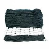 Trixie Katzenschutznetz auf Rolle Breite 2 m - 3 x 3 cm Farbe schwarz (Bestelleinheit 10 cm)