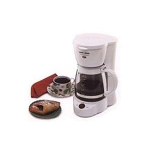 Click here to buy Black & Decker 12-Cup Coffeemaker - White by Black & Decker.