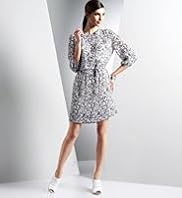 Autograph Weekend 3/4 Sleeve Daisy Print Dress Autograph Weekend 3/4 Sleeve Daisy Print Dress