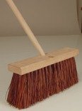Street/Barn Broom 16 in. Natural