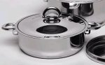 Click here to buy Kuhn Rikon Durotherm 2-1/2 Quart Braising Pan by Kuhn Rikon.