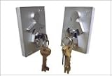 Kitchen & Housewares : KEY HOLDER