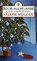 Deck the Halls With Murder (A Josie Pigeon Mystery #3)