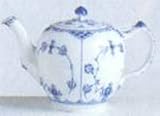 Royal Copenhagen Blue Fluted Half Lace Teapot 8 Cup in./1102141