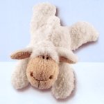 Review Nici 25113 / Nici - White Sheep, 12cm plush MagNici with magnetic paws