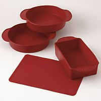 Hoffritz 4 Piece Nonstick Silicone Bakeware Set RED by Hoffritz