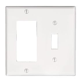 Leviton 005-80405-00W 2-Gang Wallplate, Decora/Toggle, White