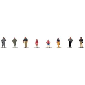 Hornby R562 Town 00 Gauge People Accessory