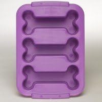 Petcakes Organic Puppy Cakes Cup Cakes Dog Treats 100% - All Natural Ingredients (3 Bone Pan, Petcakes Organic Treats)