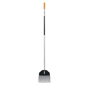 Fiskars 9661 8-Inch Shrub Rake