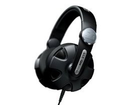  Sennheiser HD215 Headphone 