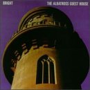Revue Bright  / Albatross Guset House
