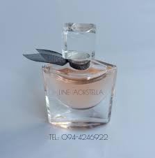 La Vie Est Belle L'eau De Parfum Splash 4ml by la vie est