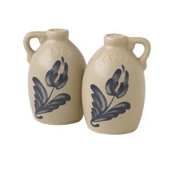 Pfaltzgraff Bicentennial Mini Jug Pepper Set