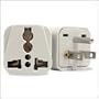 VP 106 -UNIVERSAL PLUG ADAPTER FOR USA - GROUNDED ADAPTER.