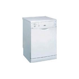 Whirlpool dishwasher ADP6746 White
