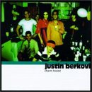 Revue Justin Berkovi  / Charm Hostel