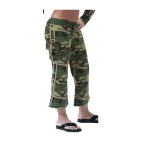 Women's Woodland Camo Capri Sweatpant