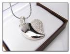 Rhinestone Heart Pendant USB Flash Drive 4 GB (Chrome)