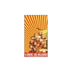 モーニング娘。ファースト・コンサート・ツアー 2002 春 “LOVE IS ALIVE!” at さいたまスーパーアリーナ [VHS]