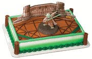 Yoda Light Up Saber Cake Kit