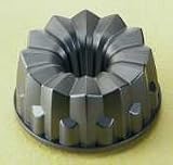 Kaiser Bakeware Kaisercast Domus 6-1/2-Inch Bundtform Pan