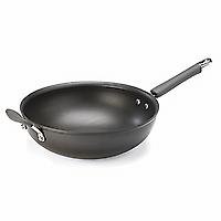 The Pampered Chef Executive Stir-fry Skillet
