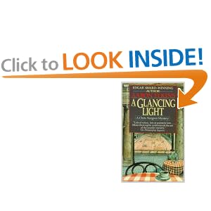 A Glancing Light - Aaron Elkins