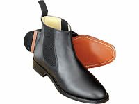 Samuel Windsor Chelsea Boot: Black
