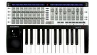 MusicalInstruments: Novation ReMOTE 25 SL MIDI Controller