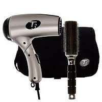  T3 Traveler Deluxe Overnight Dryer & Brush Set 