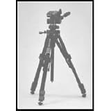 U-212 DELUXE TRIPOD WITH 3-WAY PAN/TILT QR HEAD