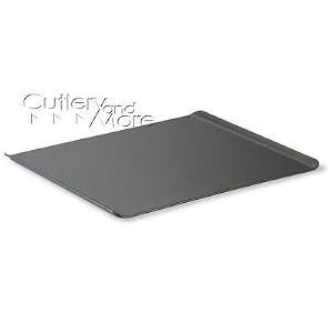 Calphalon Classic Bakeware 14-by-16-Inch Nonstick Large Insulated Cookie Sheet by Calphalon