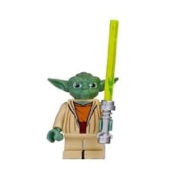 LEGO Star Wars: Yoda Mini-Figurine Avec Vert Lightsaber