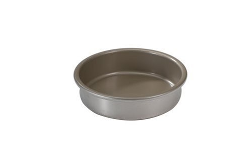 Nordic Ware Nonstick Layer 9 Inch