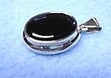 Medaillon mit echtem Onyx. 925er Sterlingsilber