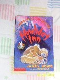 Howliday Inn by James Howe published by Scholastic (2001) [Paperback]
