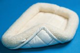 Childrens Toyshop  Pet Supplies : Midwest Quiet Time Fleece Pet Bed 24" x 18"