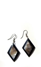 White Mother of Pearl Shell inlaid Diamond Black Resin Earrings P22-E