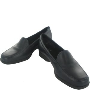 Buy Clarks England Ladies Georgia Loafer by var goTwisterProductImageStrings = new Object();goTwisterProductImageStrings['prodImageNotAvailTextNoColor'] = 