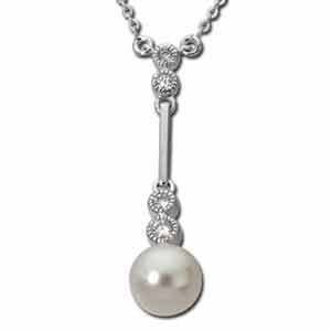 Cultured White Pearl, Round Brilliant Cut Diamonds, 14K White Gold. White Pearl & Diamond Drop Necklace