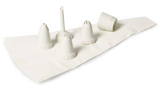 Kaiser Bakeware Patisserie #660103 Decorating Bag with Four Tips