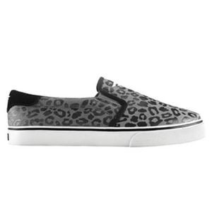 fallen slip ons