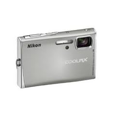Nikon Coolpix S51 Digitalkamera (8 Megapixel, 3-fach opt. Zoom, 7,6 cm (3 Zoll) Display, Bildstabilisator) silber