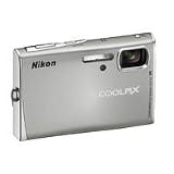 Nikon Coolpix S51 Digitalkamera (8 Megapixel, 3-fach opt. Zoom, 7,6 cm (3 Zoll) Display, Bildstabilisator) silber