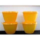 Tupperware 4 Refrigerator Bowls in Tangerine Orange