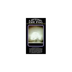 Lifting the Fog - The Bombing of Hiroshima & Nagasaki [VHS]