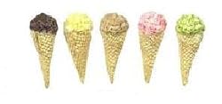 Dollhouse Minaiture Set of 5 Ice Cream Cones