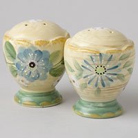Pfaltzgraff Vintage Floral Salt Pepper Set